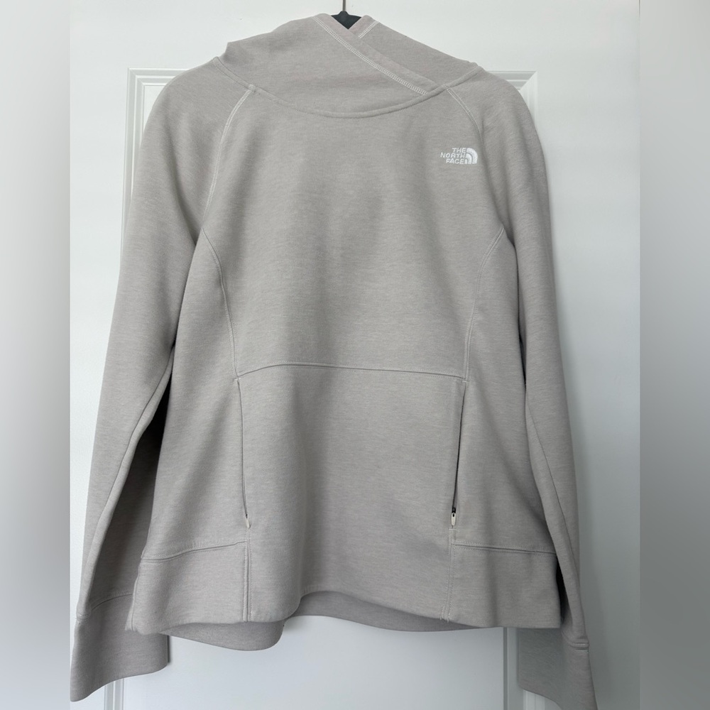 The North Face Women's Scoopneck Crew in Light Taupe